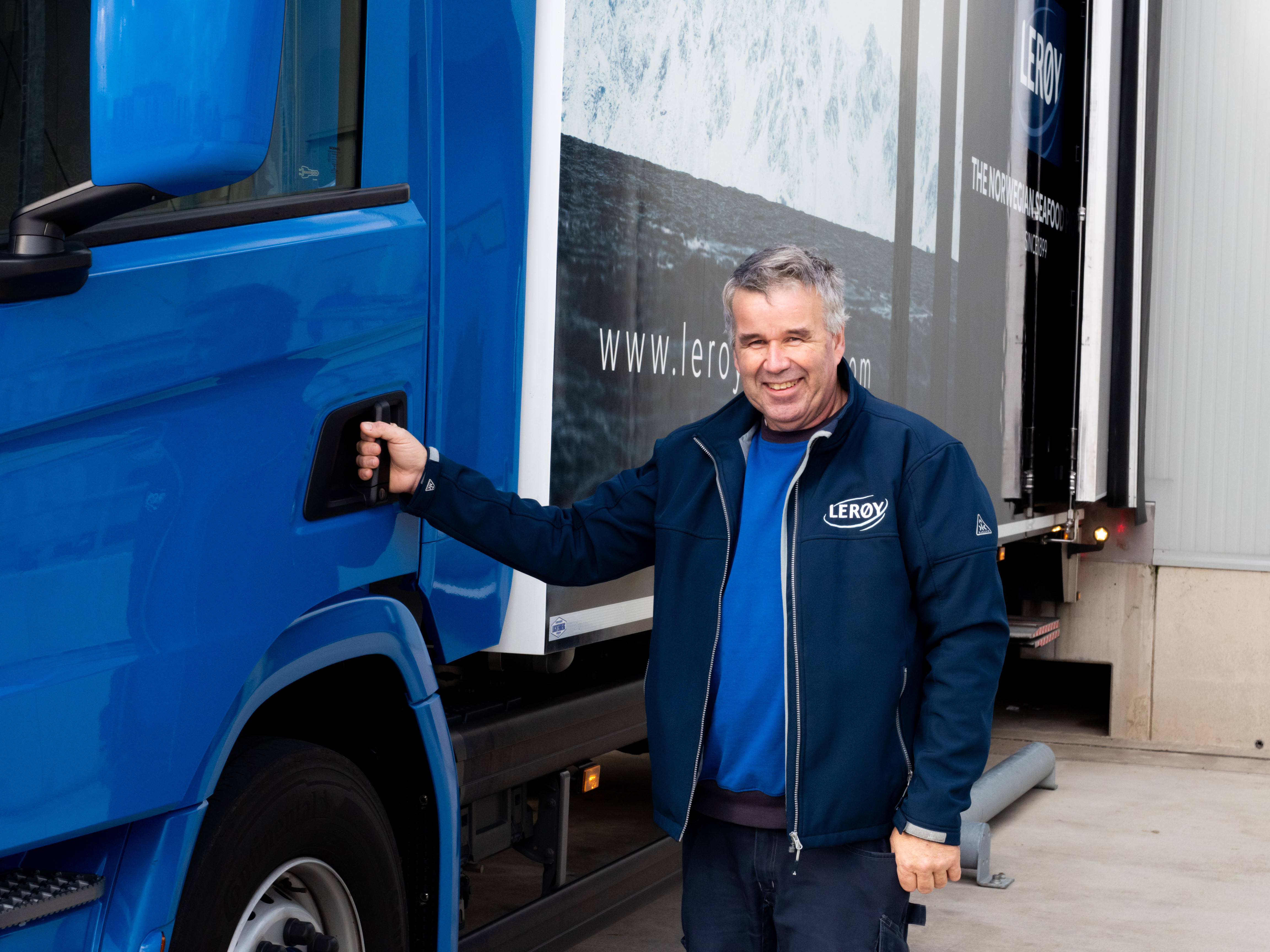 In dienst genomen chauffeur